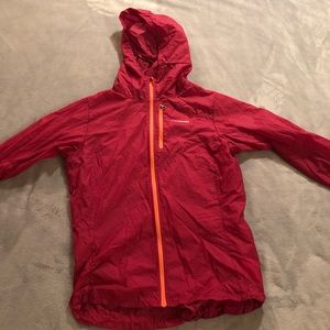 Patagonia Wind Breaker (never worn)